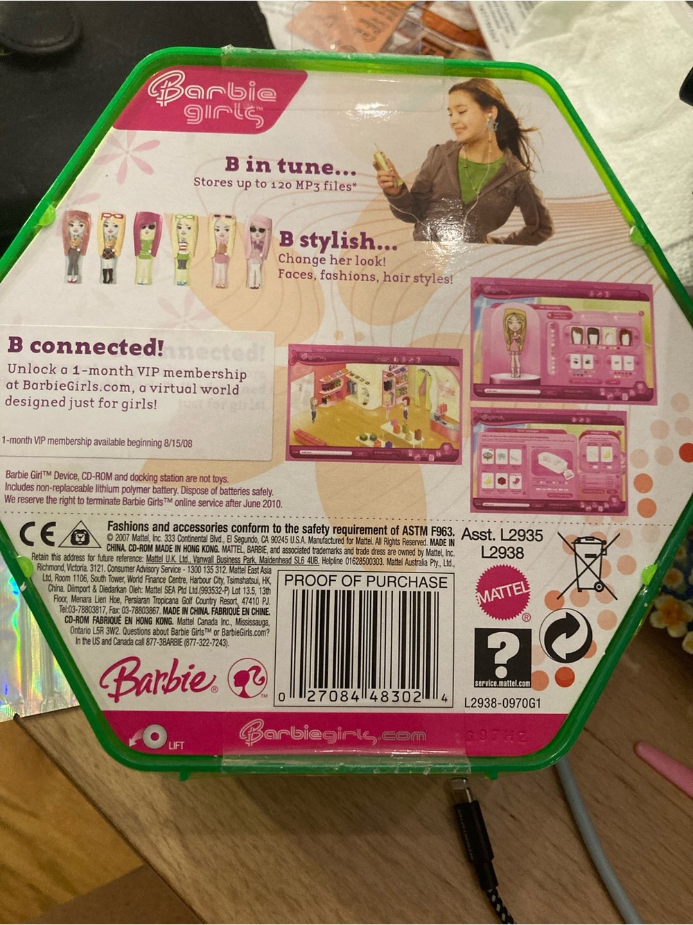 Barbie Girl MP3 Player Mix & Match Fashion Doll  Green Collectible NIP - Picture 2 of 4